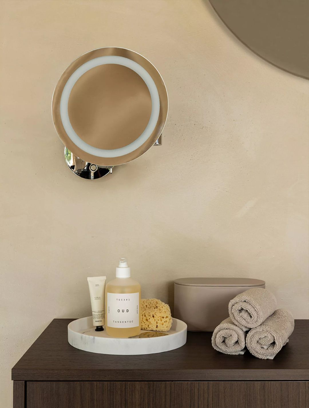 Hyde Mirror Chrome with light