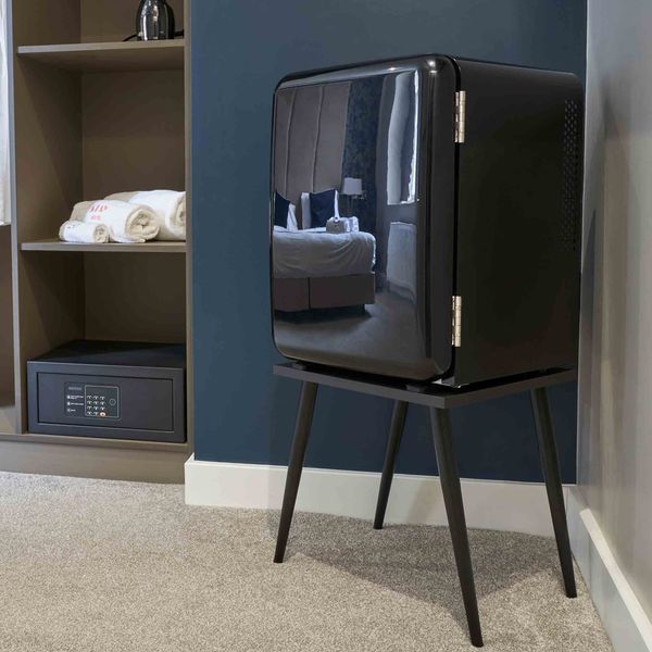 Minibar Retro Svart 40 L