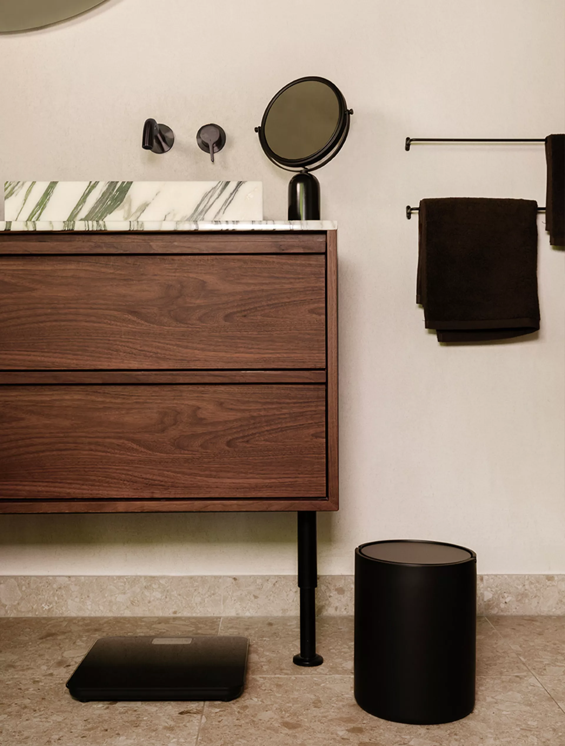 Sano Bin Resin